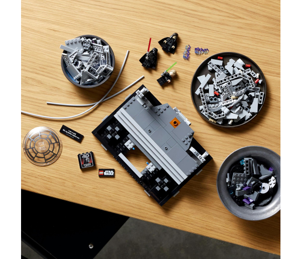 LEGO Star Wars 75352 Diorama: Sala tronowa Imperatora - 1091442 - zdjęcie 9